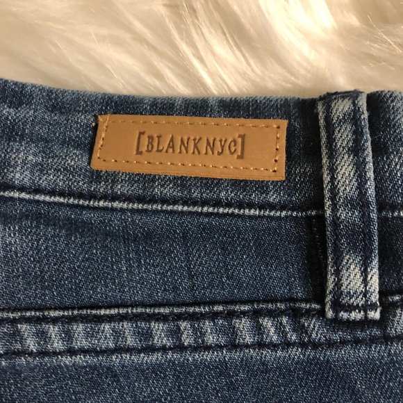 NWOT BlankNYC Intro skinny jeans - Picture 3 of 12